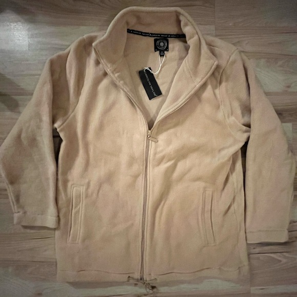 Carolyn Taylor Women’s Tan Fleece Jacket Size Medium. Zip up. NWT - Picture 2 of 10